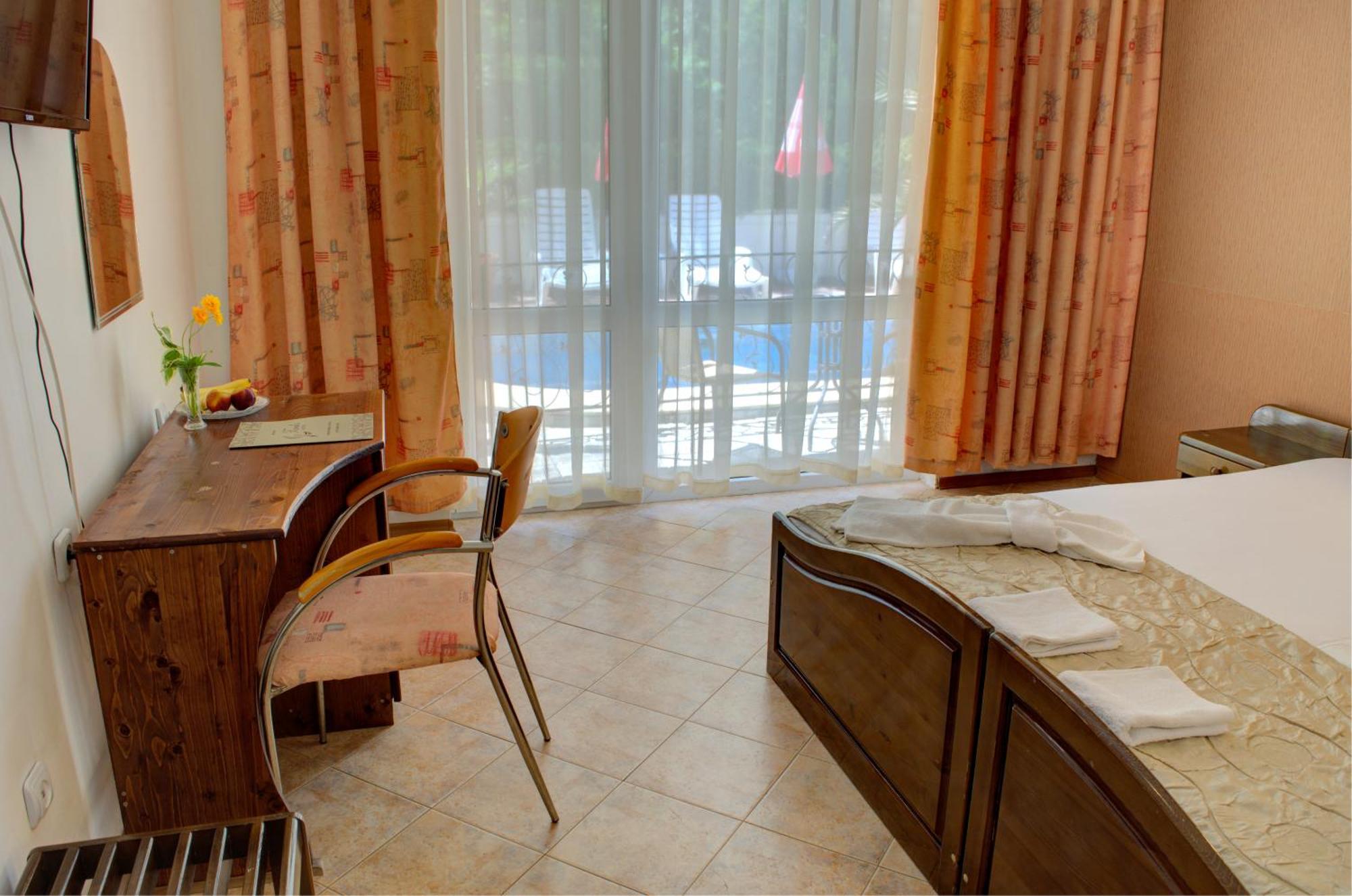 Hotel Feniks Łozenec